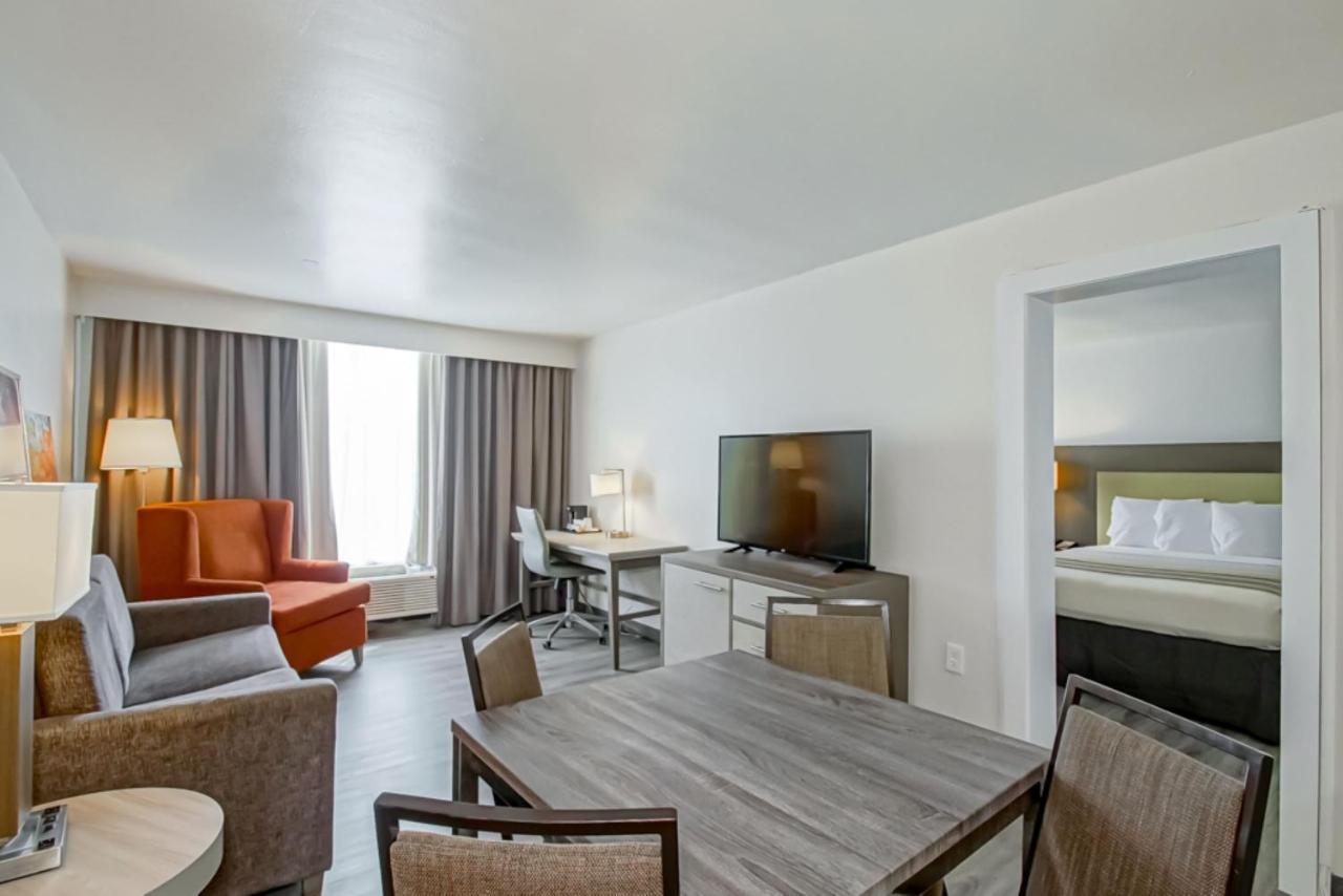 Country Inn & Suites By Radisson, New Orleans I-10 East, La מראה חיצוני תמונה
