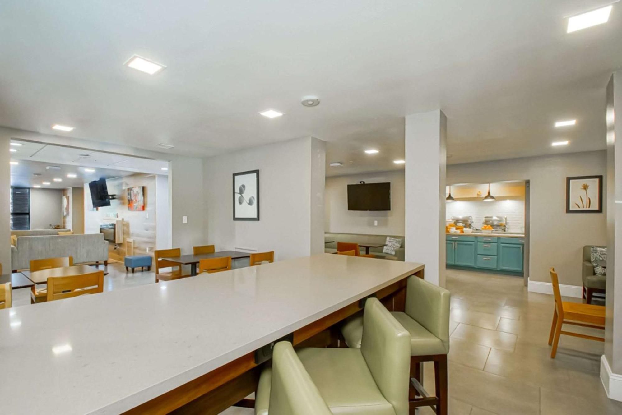 Country Inn & Suites By Radisson, New Orleans I-10 East, La מראה חיצוני תמונה