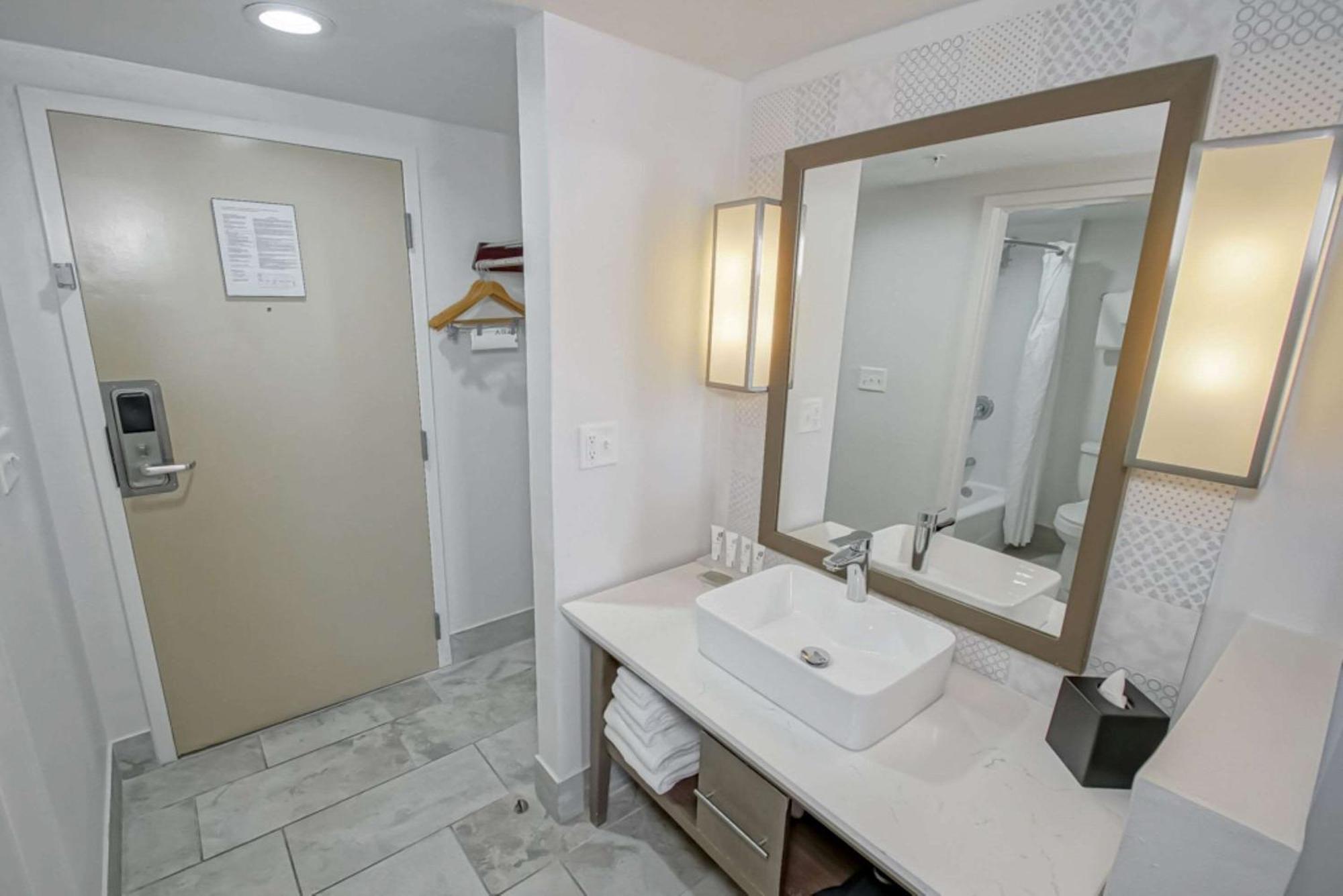 Country Inn & Suites By Radisson, New Orleans I-10 East, La מראה חיצוני תמונה